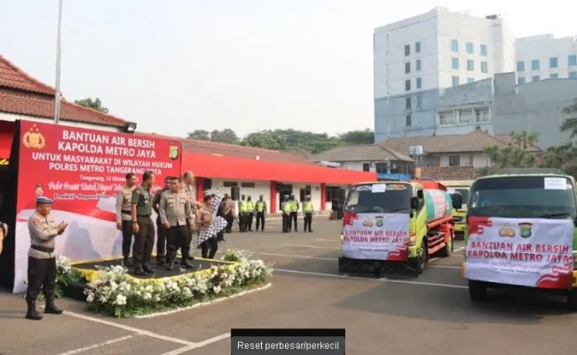 Pelepasan mobil pendistribusi bantuan air bersih. (Foto/ist)