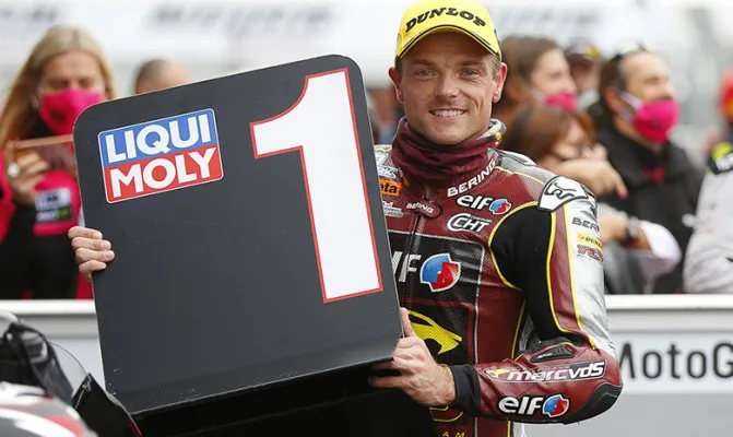 Setelah melewati drama, Sam Lowes kembali amankan podium juara Moto2 GP Emilia Rogmana, Misano. (Foto/motogp)