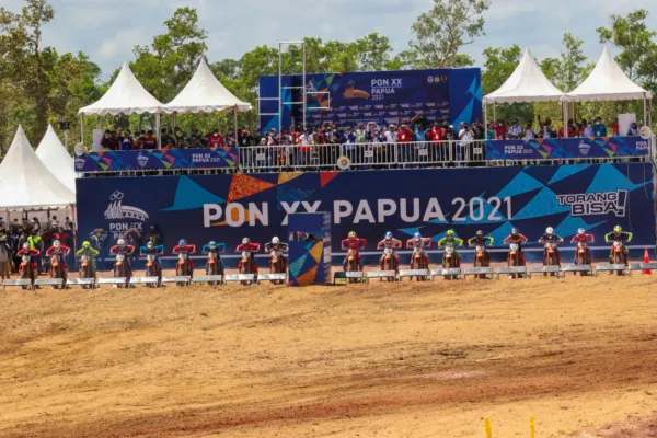 Sirkuit motocross Freegep Waningap, Merauke saat menggelar cabor bermotor motocross di PON XX Papua. (foto/pb pon)