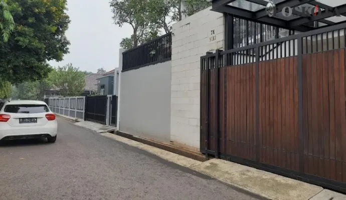 Beginilah suasana rumah Nikita Mirzani. (poskota/zendy)