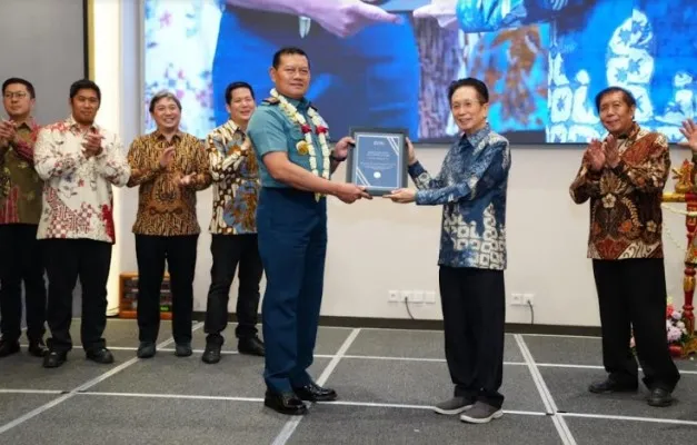 Panglima TNI Laksamana TNI Yudo Margono, S.E., M.M.  meresmikan Gedung Graha UBS Gold Tower PT. Untung Bersama Sejahtera (UBS) yang berlokasi di Jalan Kenjeran 395 - 399 Surabaya, Jawa Timur.(Ist)