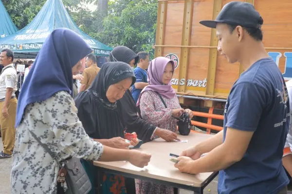 Gelaran Operasi Pasar Murah di kantor kecamatan Bekasi Timur, Kota Bekasi.(Dok: Humas Pemkot Bekasi)