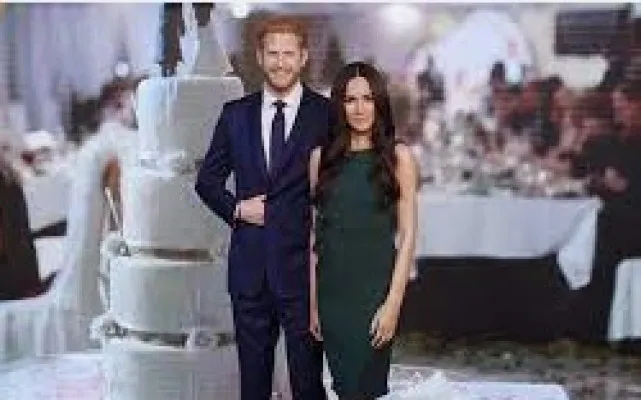 Patung Pangeran Harry dan Meghan Markle yang dipindah ke area Hollywood.(Ist)