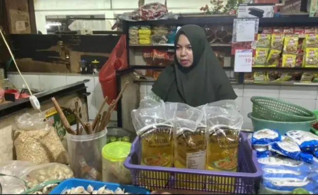 Salah satu pedagang di Pasar Kramat Jati.(Ist)