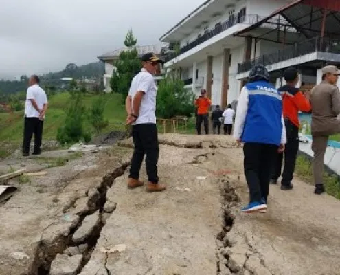 Kondisi  pergeseran tanah di Bogor.(Ist)