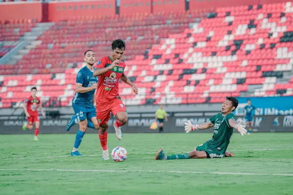 Persebaya Surabaya mengalahkan PSIS Semarang pada lanjutan Liga 1 2024-2025. (Dok. Persebaya Surabaya)