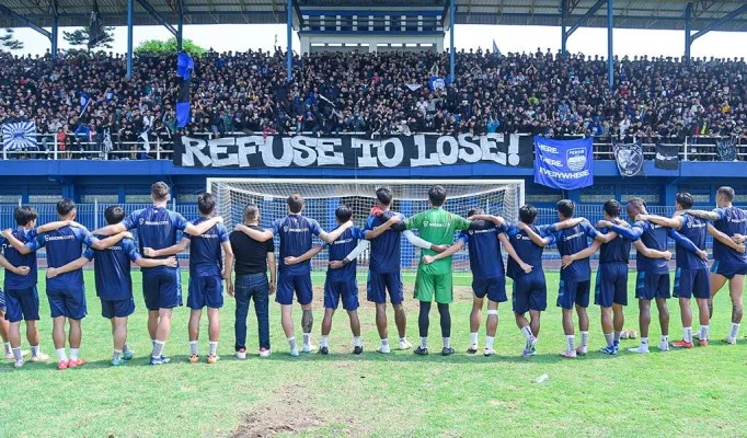 Persib Bandung siap menatap laga final melawan Madura United   Championship Series Liga 1. (Persib)