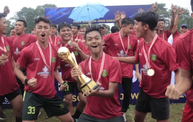 Tim Persipasi Bekasi u17 saat menjuarai ajang Piala Soeratin U-17. (Humas Pemkot Bekasi).