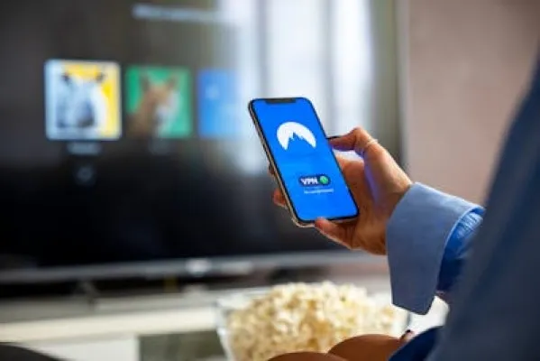 Nonton video viral dengan efek bokeh lights Full HD semua negara dengan situs proxy gratis. (Pexels)