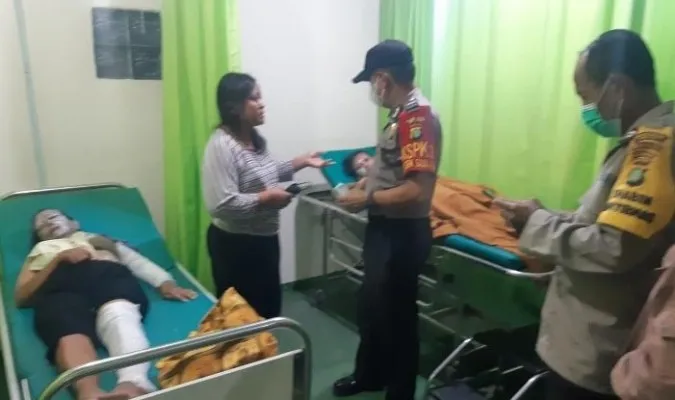 Polisi sambangi  korban  penyiraman air keras oleh  suami siri di rumah sakit (Ist)