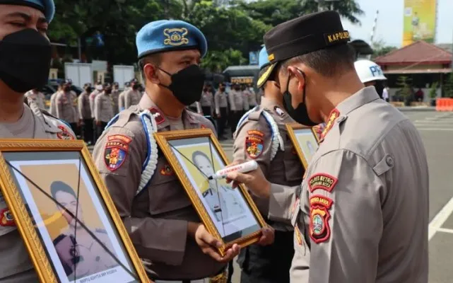 Pemberhentian tidak hormat empat anggota Polri. (Ist)