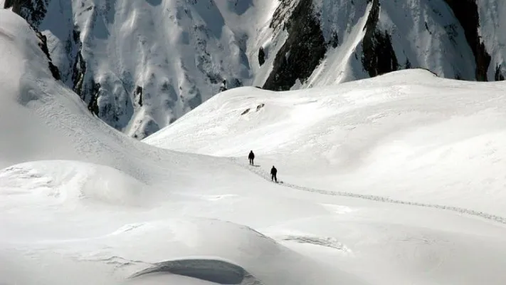 Dua pendaki tewas di Pegunungan Alpen. (Foto/Sky News)