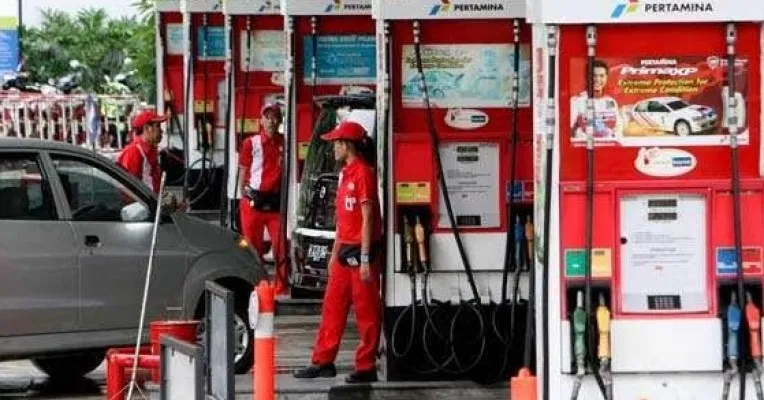 Harga BBM Pertamax Turbo, Dexlite Dan Pertamina Dex Resmi Turun Hari ...