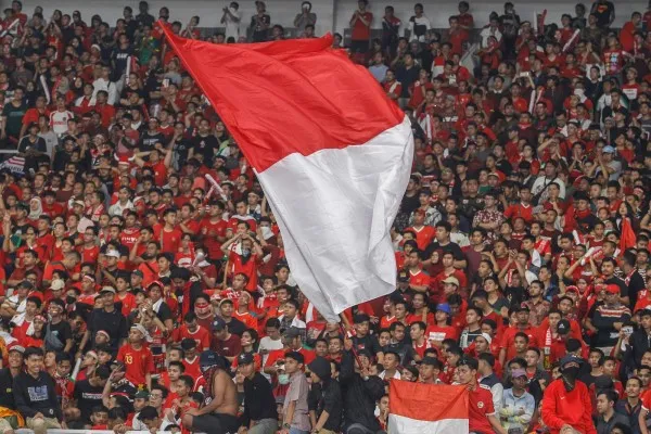 Suporter Timnas Indonesia di tribun stadion. (PSSI.org)