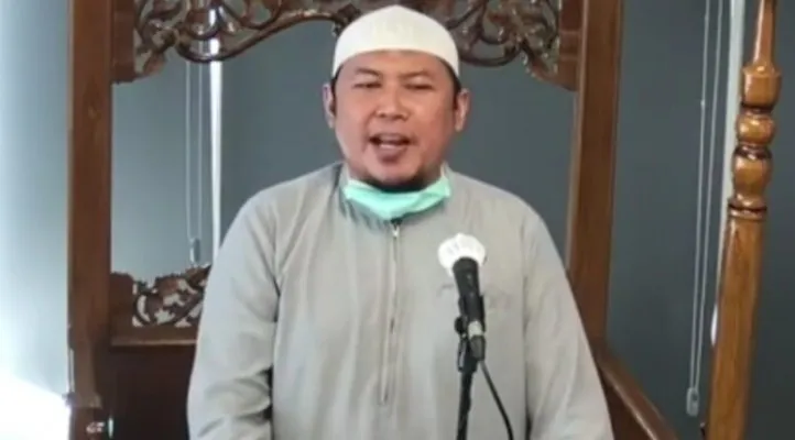 Ustadz  Sofyan Chalid (Foto: ist)