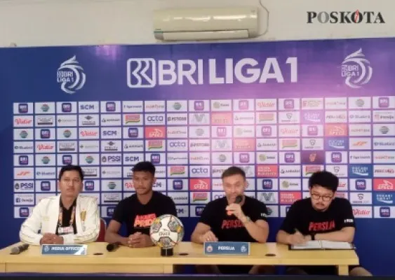 Tim Persija Jakarta saat melakukan konperensi pers di stadion patriot Chandra Baga Kota Bekasi. (Ihsan Fahmi).