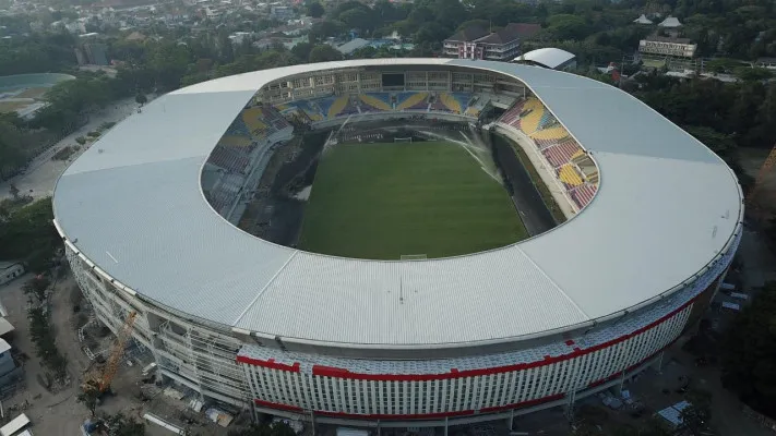 Stadion Manahan Solo terpilih sebagai markas Timnas Indonesia selama penyisihan Piala AFF 2024. (X/@jokowi)