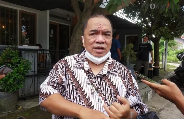 pengamat kebijakan publik, Ojat Sudrajat.(luthfillah)