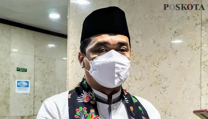  Wakil Gubernur DKI Jakarta, Ahmad Riza Patria ungkap penularan kasus Omicron rata-rata terjadi di lingkungan perumahan. (Foto/yono)