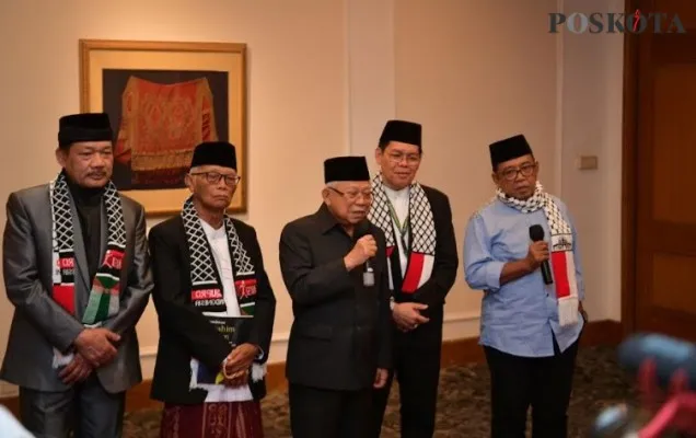 Wapres KH Ma'ruf Amin saat memberikan keterangan soal haji. (johara)