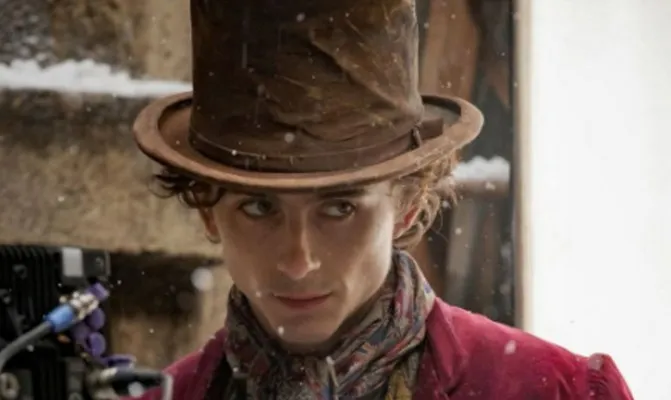 Wonka dalam Teaser Perdana Film Wonka Pihak Warner Bros dan Timothee Chalame pamerkan tampilan perdana Willy Wonka yang akan hadir dalam film Wonka. (Foto/warnerbros)