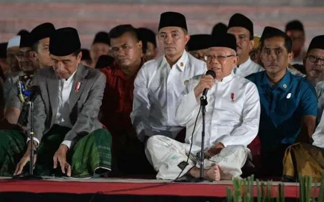 Presiden Joko Widodo dan Wapres KH Ma'ruf Amin saat menghadiri zikir kebangsaan. (setwapres)