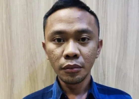 Zulfadli, tersangka pemerkosaan terhadap korbannya yang merupakan istri dari adik ipar angkatnya sendiri di Pademangan, Jakut, telah ditangkap. (Ist)